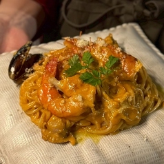 「海老」と「45％生クリーム」のアメリケーヌ 優しいエビのエキスが詰まった贅沢なパスタ