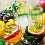 自慢のチーズ料理と相性抜群のワインを取り揃えております◎その日の気分に合わせてお選びください。