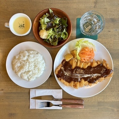 THE BIBULOUS SALOON ザ ビブロス サルーンのおすすめランチ2