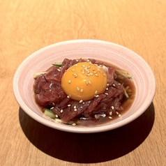馬肉ユッケ