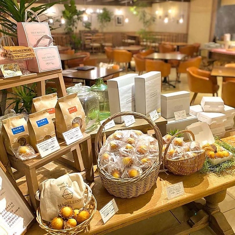 HILL SIDE CAFE BASEL qTChJtFo[Z