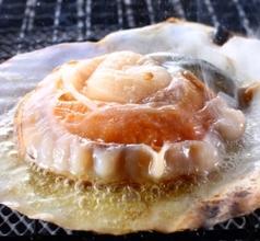 大活ホタテバター醤油いくら乗せ