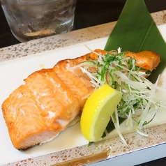 サーモンぶつ切り