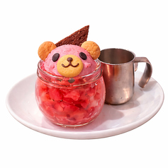 けずり苺のミニパルフェ