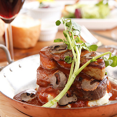 ビストロ イヴローニュの写真3