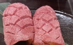 厚切りタン