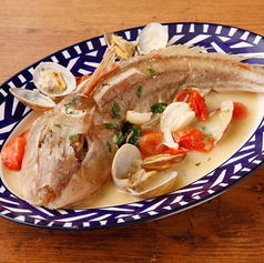 魚丸ごと1尾アクアパッツァ