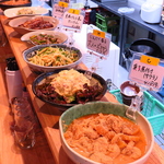 おばんざいや創作料理満載♪毎日手づくりの日替わりおばんざいとピッタリのお酒をご提供！