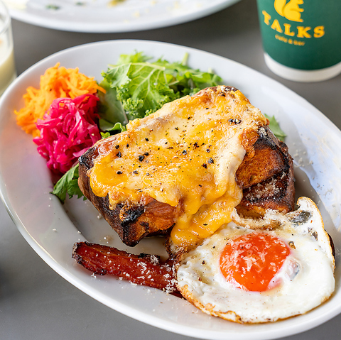 TALKS g[NX cafe & bar