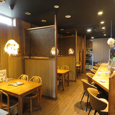 お一人様でもデートでも様々な用途でご利用いただけます！カウンター席もパーテーションを設置しておりますのでコロナ対策も！安心してお食事いただけます♪