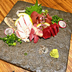 馬刺　盛り合わせ