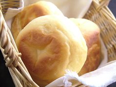 自家製牛乳パン
