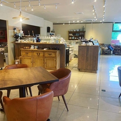 HILL SIDE CAFE BASEL ヒルサイドカフェバーセルの雰囲気1