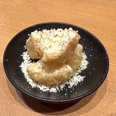 あおさの揚げ出汁卵、煮大根の天ぷらチーズまみれ、揚げ茄子ねぎまみれ