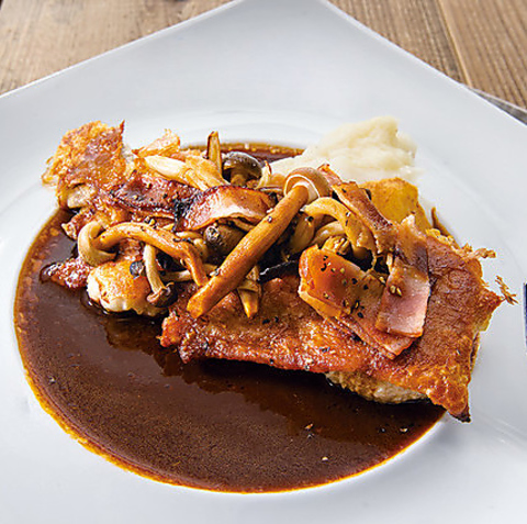 GRILL&BAKERY THE SEASON ~g_˓X