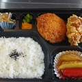 料理メニュー写真 メンチカツと唐揚げ弁当