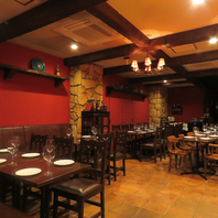 日常とは違う空間。一次会から利用可能なダイニングバー