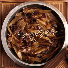牛しぐれとごぼうの釜飯