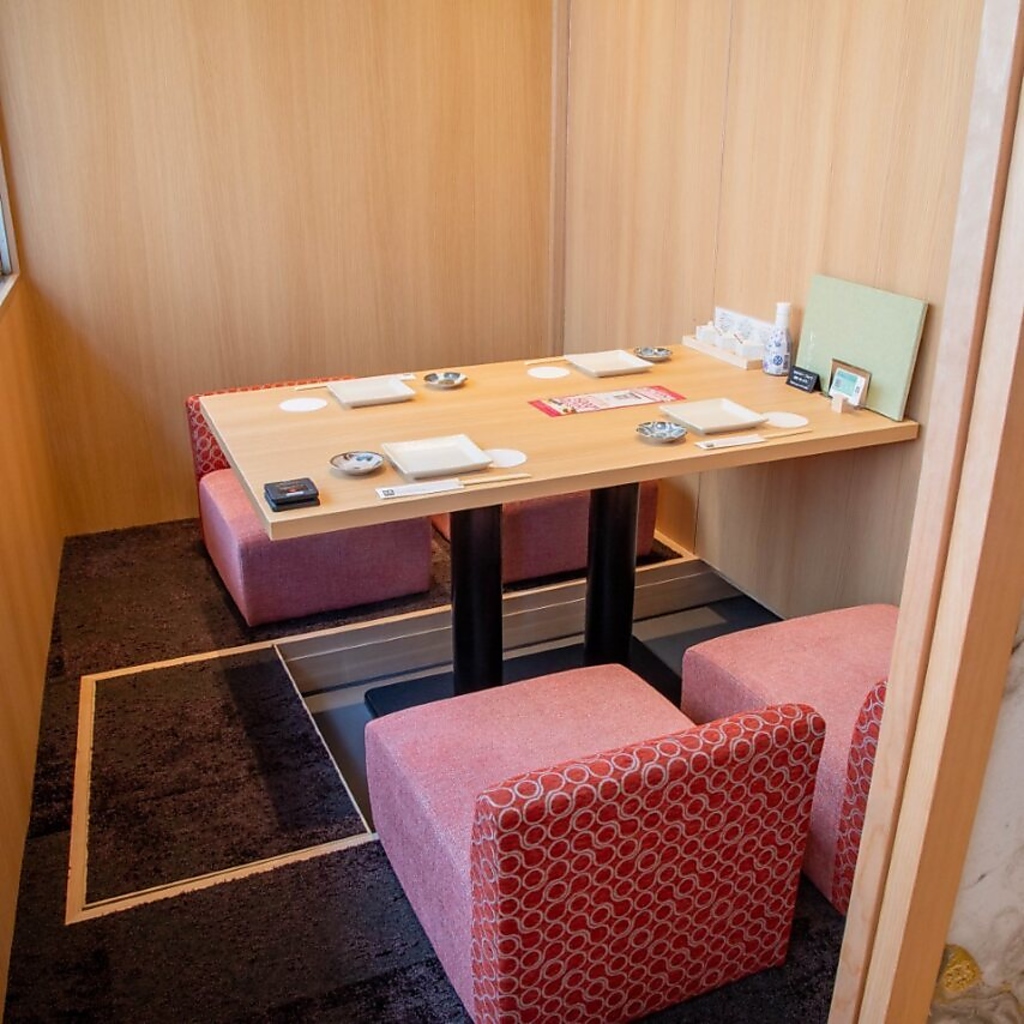 個室は大小様々！女子会や飲み会など、シーンに合わせて最適な個室にご案内♪