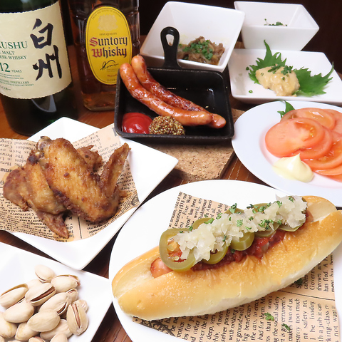 飲み放題や貸切も可能な大人の隠れ家♪種類豊富なおつまみとお酒が自慢の立ち飲みバー