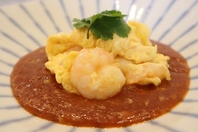 ”当店オススメ”海老とふわとろ卵のチリソース