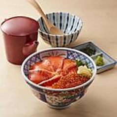 サーモンといくらの親子丼