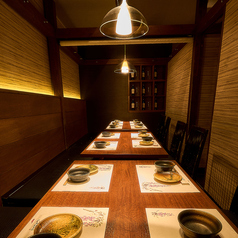 お洒落な雰囲気のテーブル席のご利用はいかがですか？ご家族でのお食事・飲み会にもご利用いただいております。