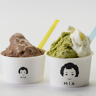 絶品ジェラートと自家製パンも