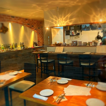 ワインビストロ リコピンの雰囲気1