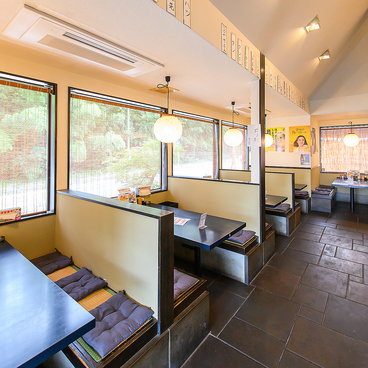 なじみ　神田山本店の雰囲気1