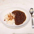 料理メニュー写真&nbsp;黒毛和牛の牛すじカレー（ランチセット）