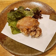 鶏の唐揚げ(1個)