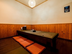 居酒屋 8とり HATTORIの雰囲気2