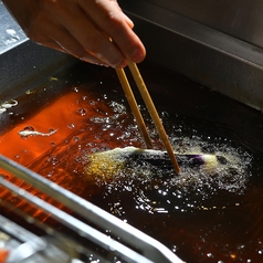 寿司屋で食べる天ぷらは格別の味わいの写真