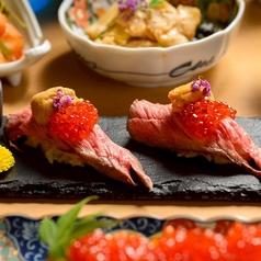 道産A4和牛と雲丹いくらのうにくら肉寿司 2貫