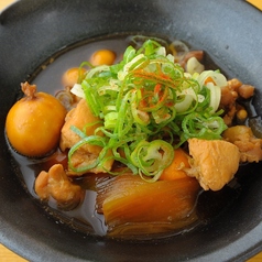 鶏もつ煮込み
