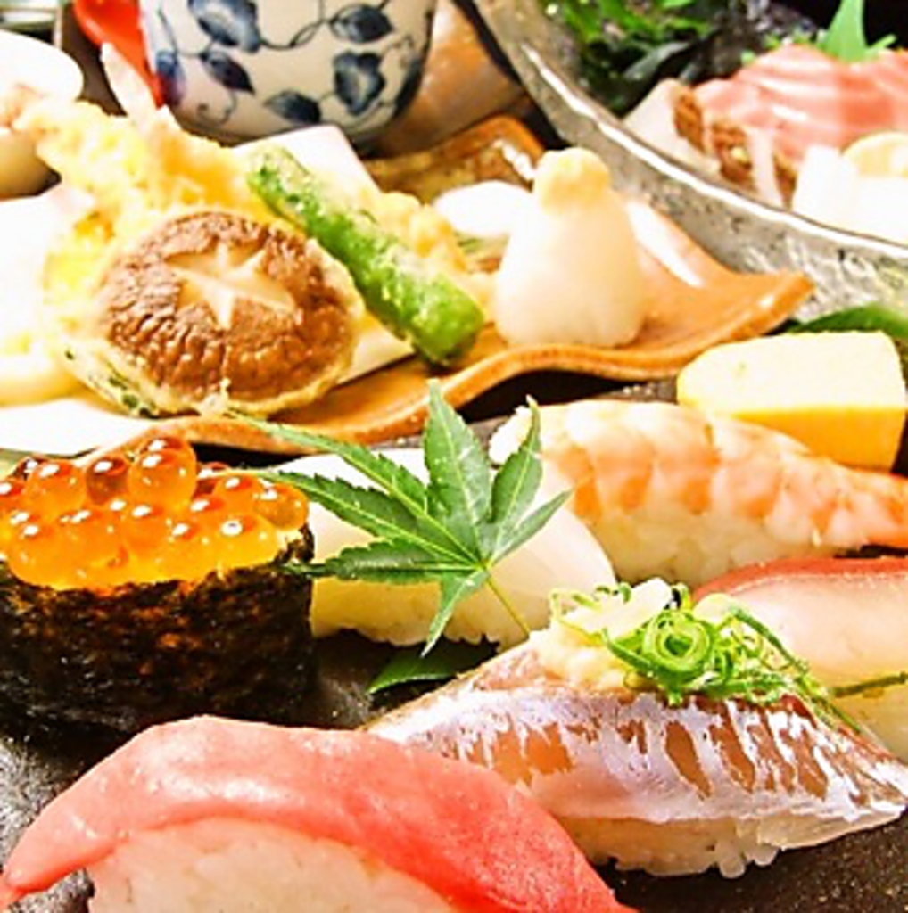 ★飲放付★握り寿司食べ放題コースが女性：3000円　男性：3500円♪前日までの予約来店で3時間制に★