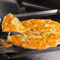 カリカリチーズの鉄板焼き