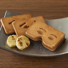 瓦せんべいのいちじくバターサンド