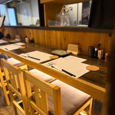 炭火焼鳥 鉄朗の雰囲気1