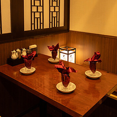 4名様の落ち着いた雰囲気の個室です。2名様可、4名様可