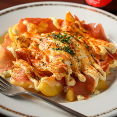 フライドポテト＆エッグ【HUEVOS ROTOS】