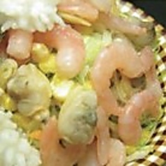 シーフードサラダ