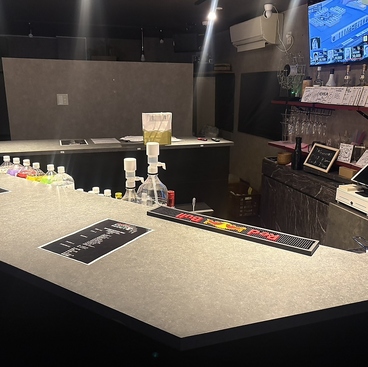 BAR DROP OUT バードロップアウトの雰囲気1