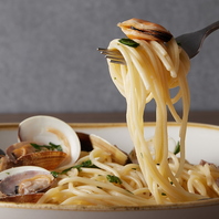 パスタは常時10種類以上！シェフこだわりの一皿をどうぞ