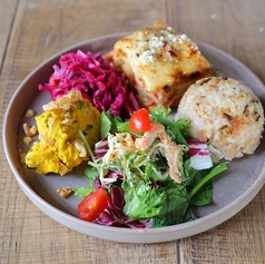 日替わりデリサラダプレート