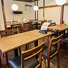 備長炭 焼き鳥 えんのば 十三東店の雰囲気1