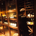 【仙台最大級のワインセラー】全世界から1500本のワインを取り揃えております