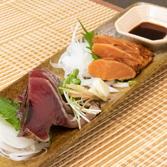鰹とサーモンと藁焼き