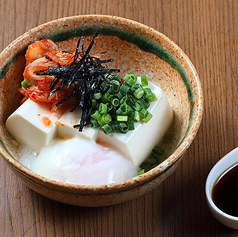 温玉キムチ豆腐～特製牡蠣だし醤油添え～